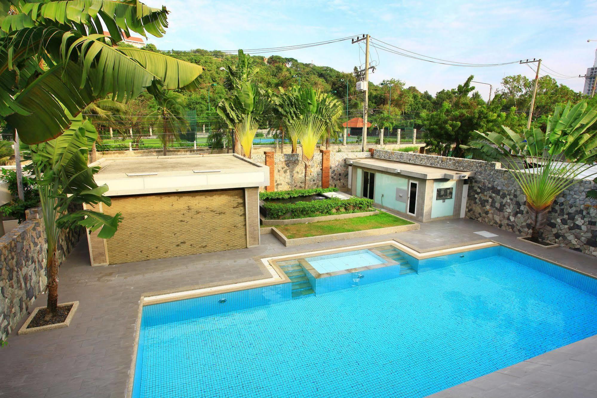 Pratumnak Dream Villa By Pattaya Sunny Rentals Bagian luar foto